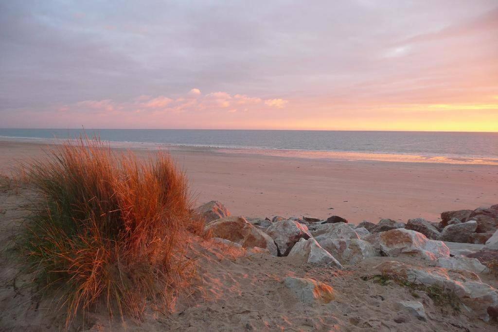 Gites Des Isles - Le Jersey Barneville-Carteret Dış mekan fotoğraf